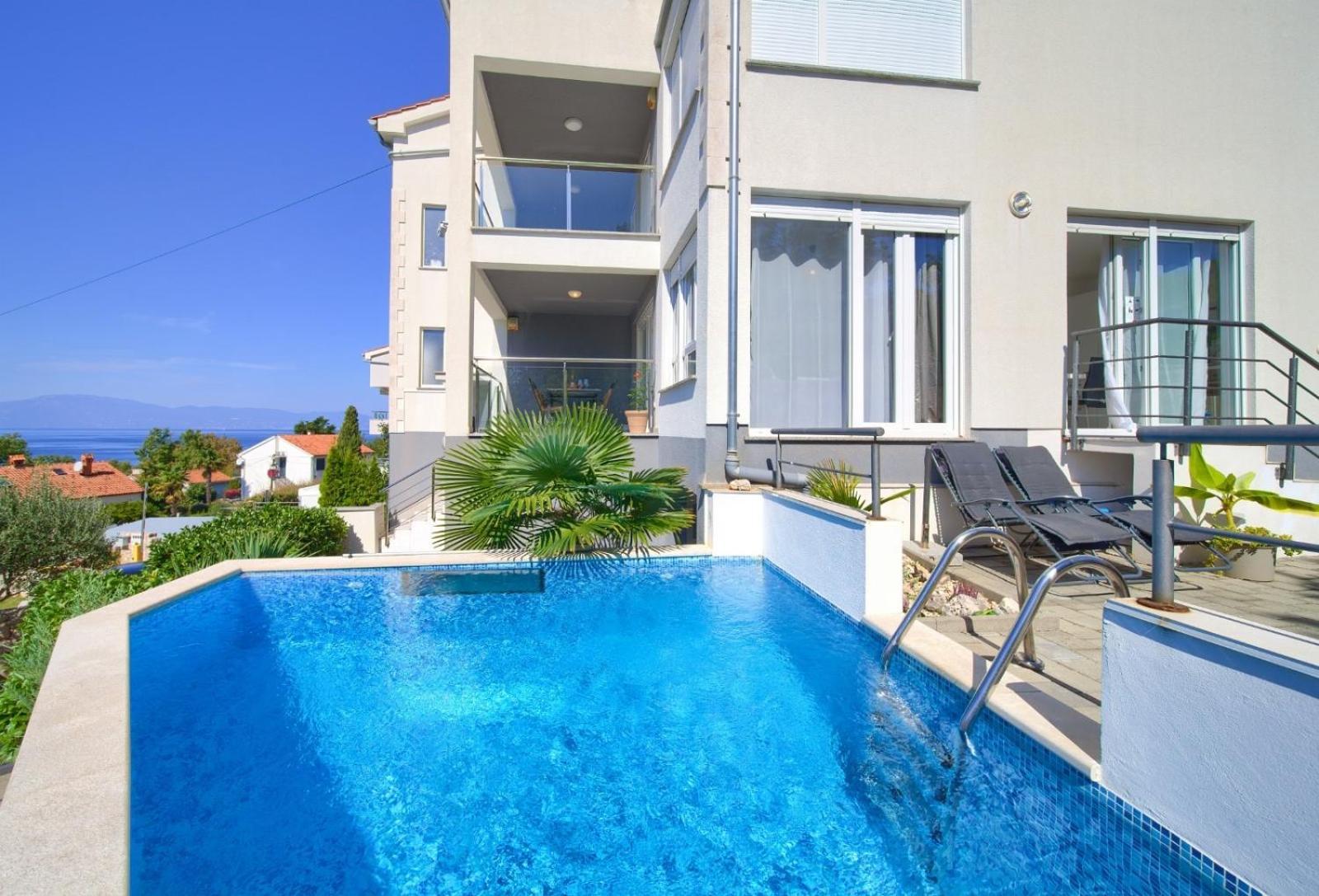 Apartment Sasso Bianco With The Private Pool Njivice Eksteriør bilde